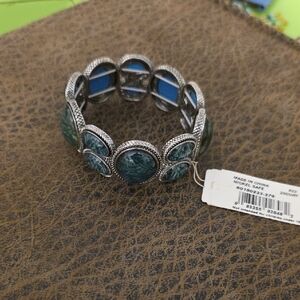 Elegant Silver and Green Bracelet